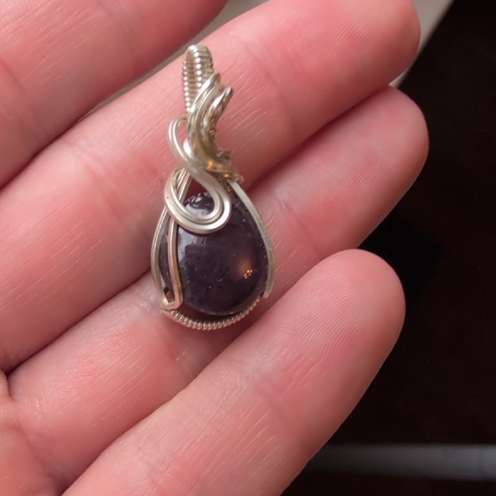 Star Ruby Wire Wrapped Pendant - Picture 3 of 6
